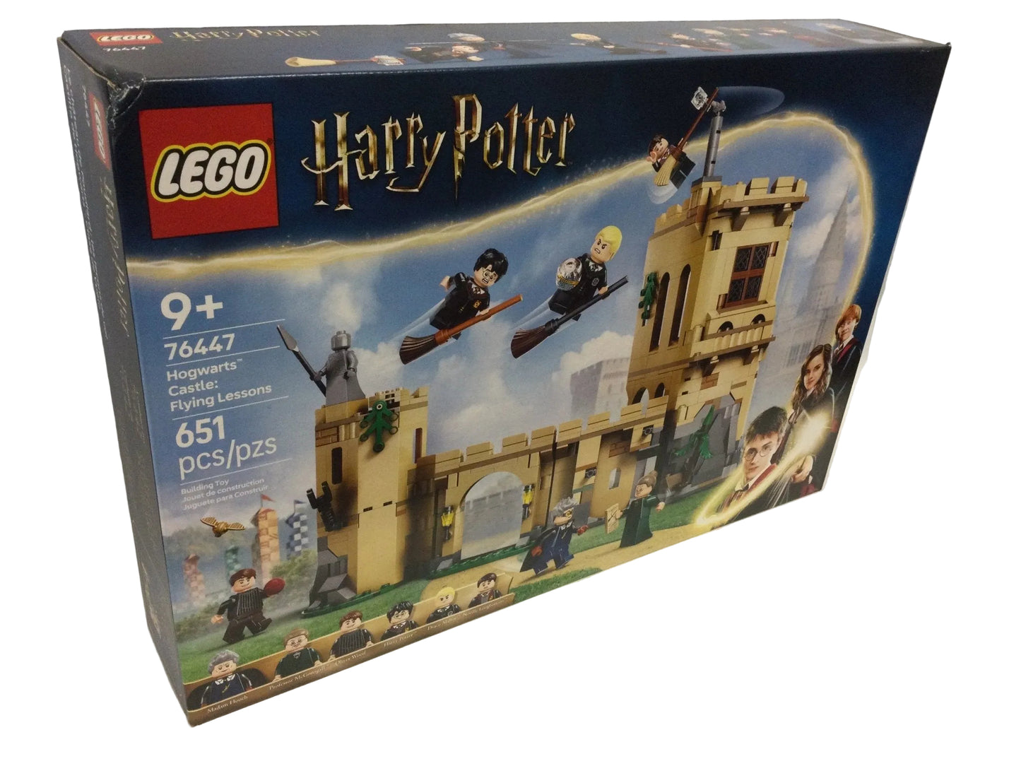 LEGO Harry Potter Hogwarts Castle Flying Lessons 76447 - LEGO