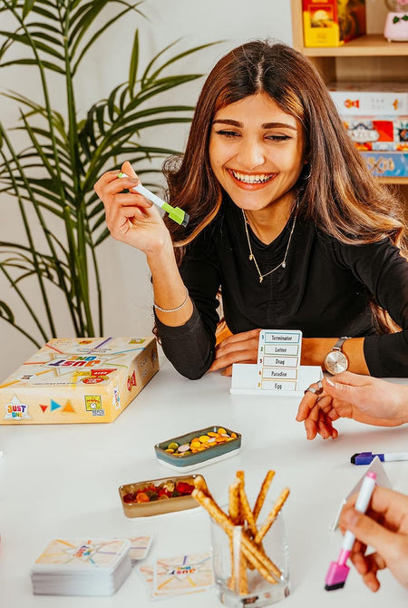 Just One ( original yellow ) - WiredVillage Games - Repos Production