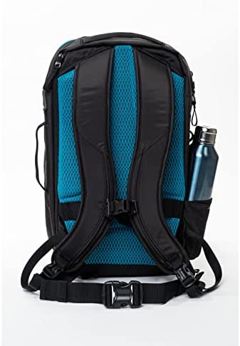 Ultimate Guard Vago 28 Journey Backpack - WiredVillage Games - Wiredvillage Games